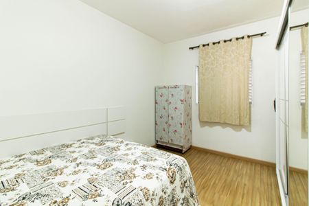 Casa à venda com 186m², 3 quartos e 2 vagas Casa à venda com 186m², 3 quartos e 2 vagasQuarto 2