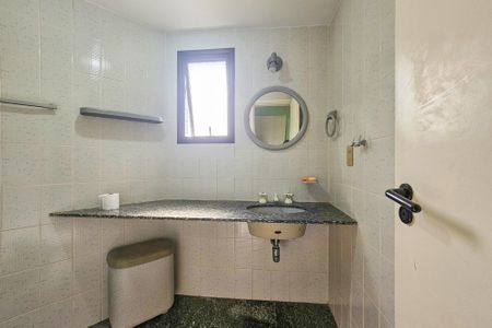 Apartamento para alugar com 88m², 3 quartos e 2 vagasBanheiro Social