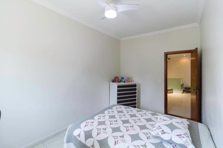 Casa à venda com 220m², 3 quartos e 2 vagasQuarto 1