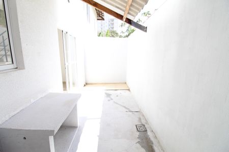 Casa de condomínio para alugar com 84m², 2 quartos e 2 vagasÁrea de Serviço