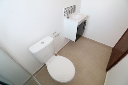 Casa de condomínio para alugar com 84m², 2 quartos e 2 vagasBanheiro