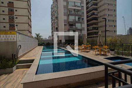 Studio à venda com 22m², 1 quarto e sem vagaÁrea comum - Piscina
