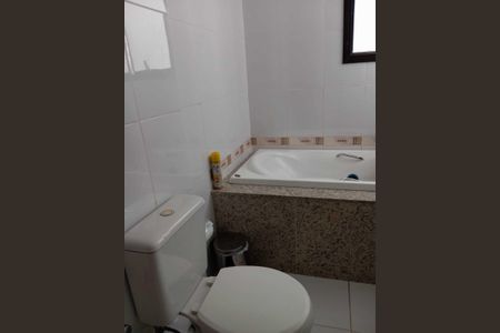 Apartamento à venda com 114m², 3 quartos e 2 vagasBanheiro 