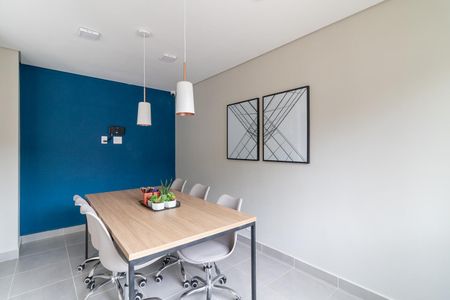 Apartamento para alugar com 32m², 2 quartos e sem vagaÁrea comum - Coworking