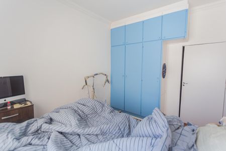 Apartamento à venda com 115m², 4 quartos e sem vaga Apartamento à venda com 115m², 4 quartos e sem vagaSuíte