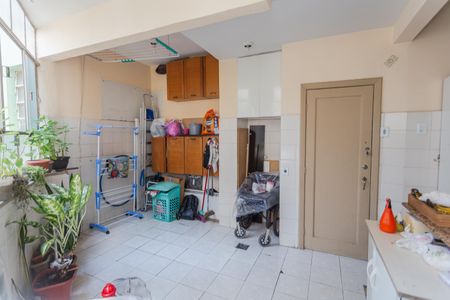 Apartamento à venda com 115m², 4 quartos e sem vaga Apartamento à venda com 115m², 4 quartos e sem vagaÁrea de Serviço