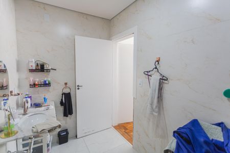 Apartamento à venda com 115m², 4 quartos e sem vaga Apartamento à venda com 115m², 4 quartos e sem vagaBanheiro da Suíte