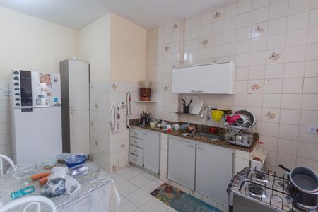 Apartamento à venda com 115m², 4 quartos e sem vaga Apartamento à venda com 115m², 4 quartos e sem vagaCozinha