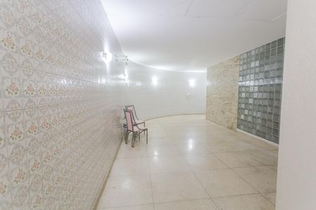 Apartamento à venda com 115m², 4 quartos e sem vaga Apartamento à venda com 115m², 4 quartos e sem vagaHall de entrada