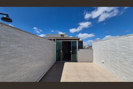 Apartamento à venda com 108m², 2 quartos e 1 vagaCobertura