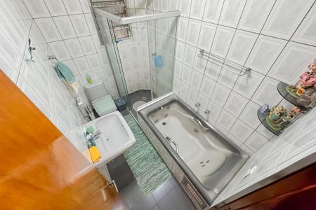 Apartamento para alugar com 82m², 2 quartos e sem vagaBanheiro