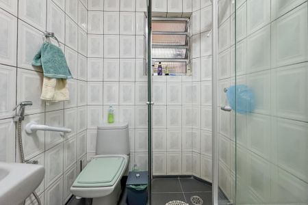 Apartamento para alugar com 82m², 2 quartos e sem vagaBanheiro
