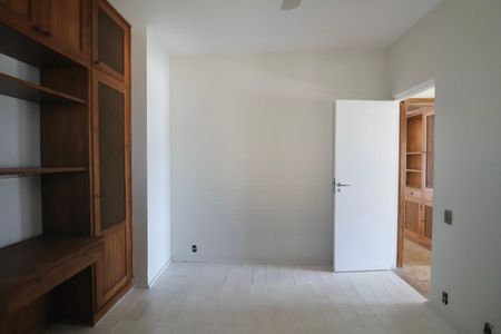 Apartamento para alugar com 160m², 5 quartos e 2 vagasQuarto 2
