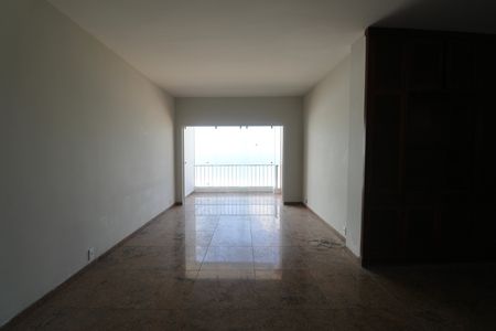Apartamento para alugar com 160m², 5 quartos e 2 vagasSala