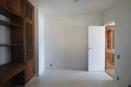 Apartamento para alugar com 160m², 5 quartos e 2 vagasQuarto 2