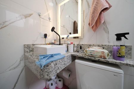 Casa de condomínio à venda com 91m², 2 quartos e 1 vagaBanheiro da Suíte 1