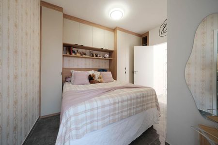 Casa de condomínio à venda com 91m², 2 quartos e 1 vagaSuíte 1