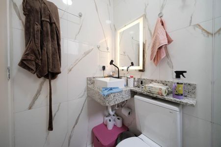 Casa de condomínio à venda com 91m², 2 quartos e 1 vagaBanheiro da Suíte 1