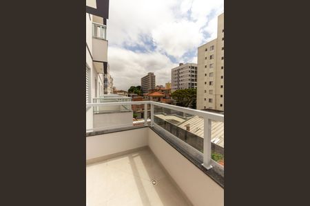 Apartamento à venda com 41m², 2 quartos e 1 vaga Apartamento à venda com 41m², 2 quartos e 1 vagaVaranda