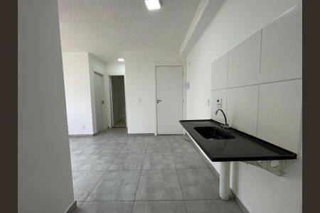 Apartamento para alugar com 38m², 2 quartos e sem vaga Apartamento para alugar com 38m², 2 quartos e sem vagaCozinha e Área de Serviço