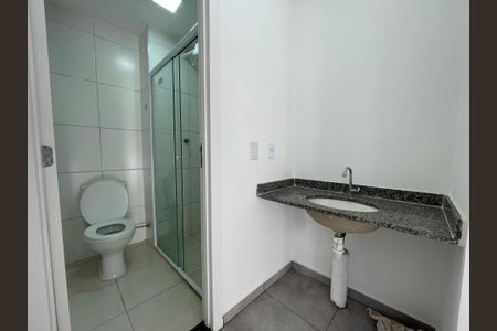 Apartamento para alugar com 38m², 2 quartos e sem vaga Apartamento para alugar com 38m², 2 quartos e sem vagaBanheiro
