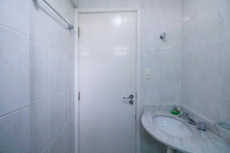 Apartamento à venda com 118m², 3 quartos e 2 vagasBanheiro Social