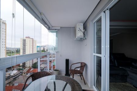 Apartamento à venda com 118m², 3 quartos e 2 vagasBanheiro Social