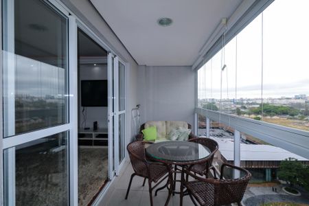 Apartamento à venda com 118m², 3 quartos e 2 vagasVaranda