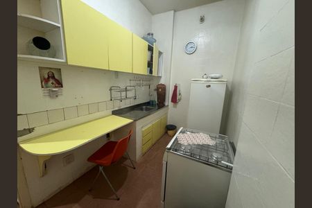 Apartamento à venda com 133m², 3 quartos e sem vagaCozinha