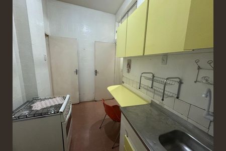Apartamento à venda com 133m², 3 quartos e sem vagaCozinha