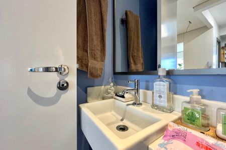 Apartamento à venda com 95m², 2 quartos e 2 vagasLavabo