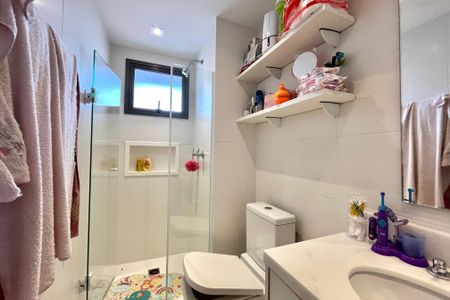 Apartamento à venda com 95m², 2 quartos e 2 vagasBanheiro Corredor