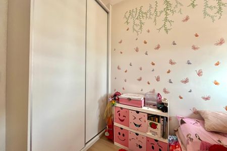 Apartamento à venda com 95m², 2 quartos e 2 vagasQuarto 