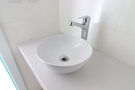 Apartamento à venda com 92m², 2 quartos e 2 vagasBanheiro da Suíte 1