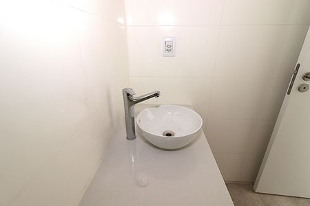 Apartamento à venda com 82m², 2 quartos e 1 vagaBanheiro da Suíte 1