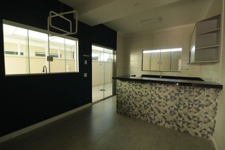 Casa de condomínio à venda com 157m², 3 quartos e 2 vagas Casa de condomínio à venda com 157m², 3 quartos e 2 vagasCozinha