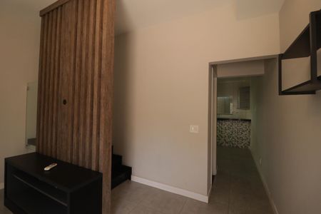 Casa de condomínio à venda com 157m², 3 quartos e 2 vagas Casa de condomínio à venda com 157m², 3 quartos e 2 vagasSala