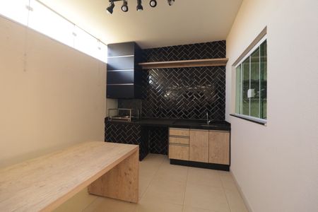 Casa de condomínio à venda com 157m², 3 quartos e 2 vagas Casa de condomínio à venda com 157m², 3 quartos e 2 vagasÁrea comum