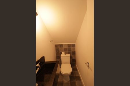 Casa de condomínio à venda com 157m², 3 quartos e 2 vagas Casa de condomínio à venda com 157m², 3 quartos e 2 vagasLavabo