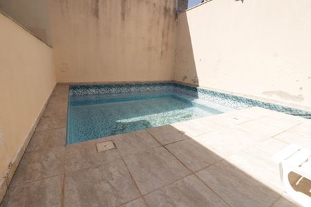 Casa de condomínio à venda com 157m², 3 quartos e 2 vagas Casa de condomínio à venda com 157m², 3 quartos e 2 vagasÁrea comum