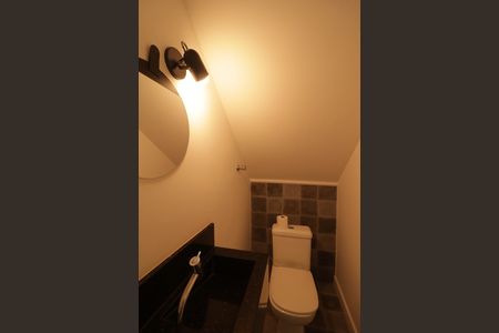 Casa de condomínio à venda com 157m², 3 quartos e 2 vagas Casa de condomínio à venda com 157m², 3 quartos e 2 vagasLavabo