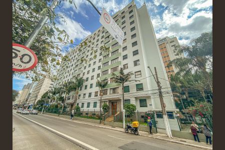 Apartamento à venda com 77m², 2 quartos e sem vagaFachada