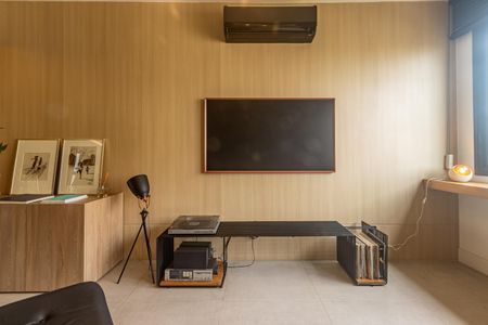 Apartamento à venda com 77m², 2 quartos e sem vagaSala