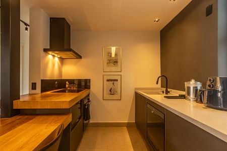 Apartamento à venda com 77m², 2 quartos e sem vagaCozinha