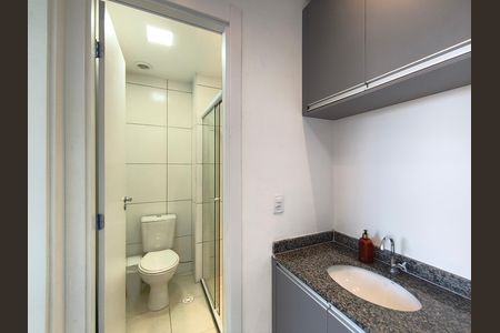Apartamento para alugar com 34m², 2 quartos e sem vaga Apartamento para alugar com 34m², 2 quartos e sem vagaBanheiro