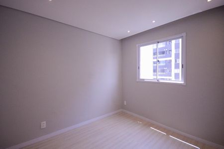 Quarto 2 de apartamento para alugar com 2 quartos, 38m² em Vila Vermelha, São Paulo