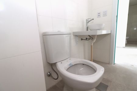 Apartamento à venda com 58m², 2 quartos e 1 vagaBanheiro da Suíte 1