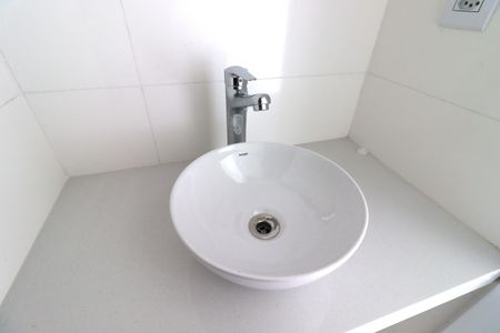 Apartamento à venda com 82m², 2 quartos e 2 vagasBanheiro da Suíte 2