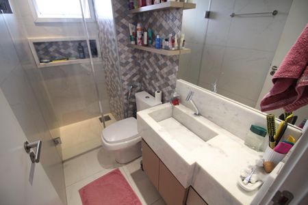 Apartamento à venda com 170m², 3 quartos e 2 vagasBanheiro da Suíte