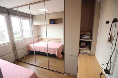 Apartamento à venda com 170m², 3 quartos e 2 vagasQuarto 1